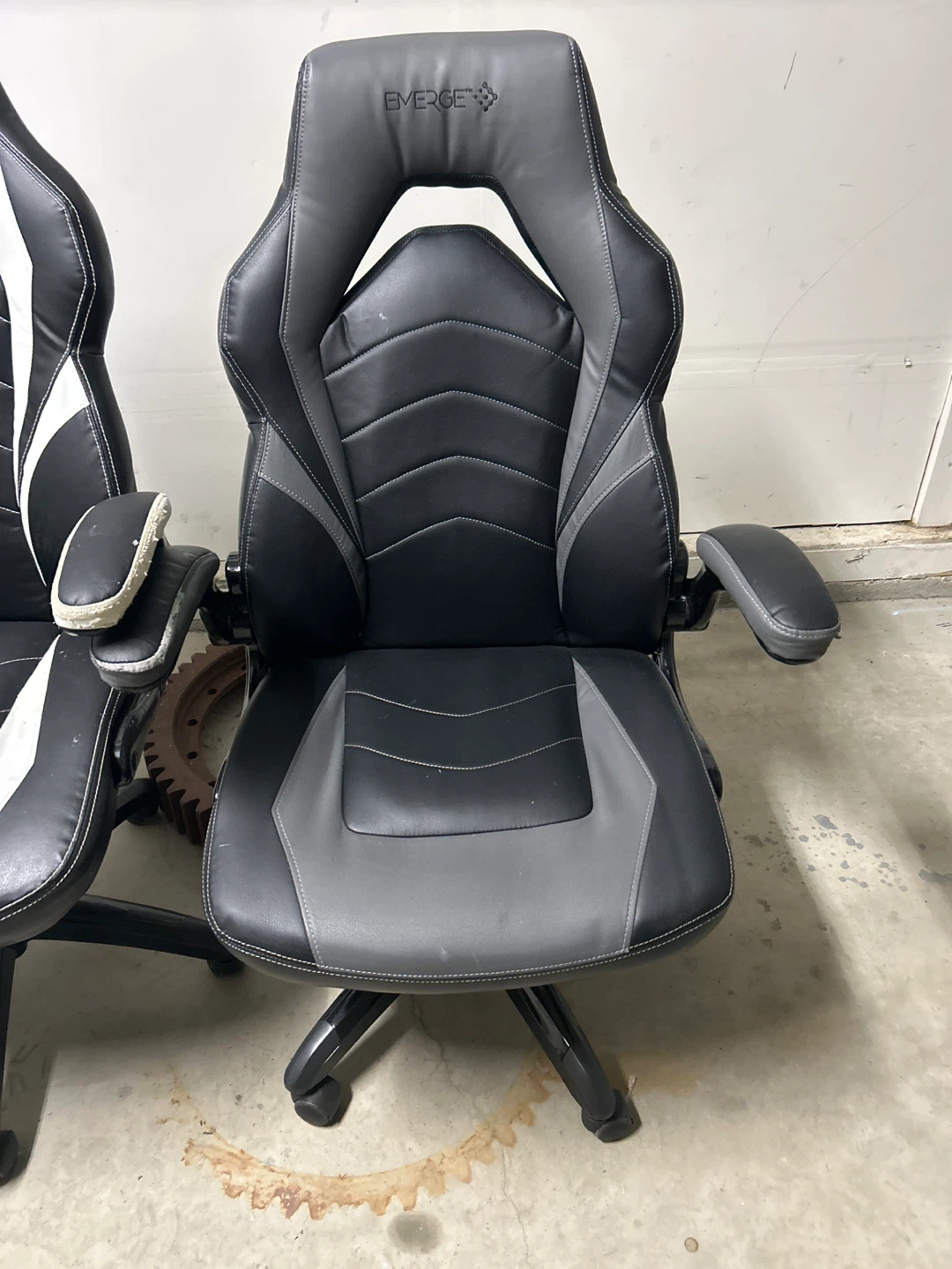 EMERGE Gaming Chair (2 available) - photo 3