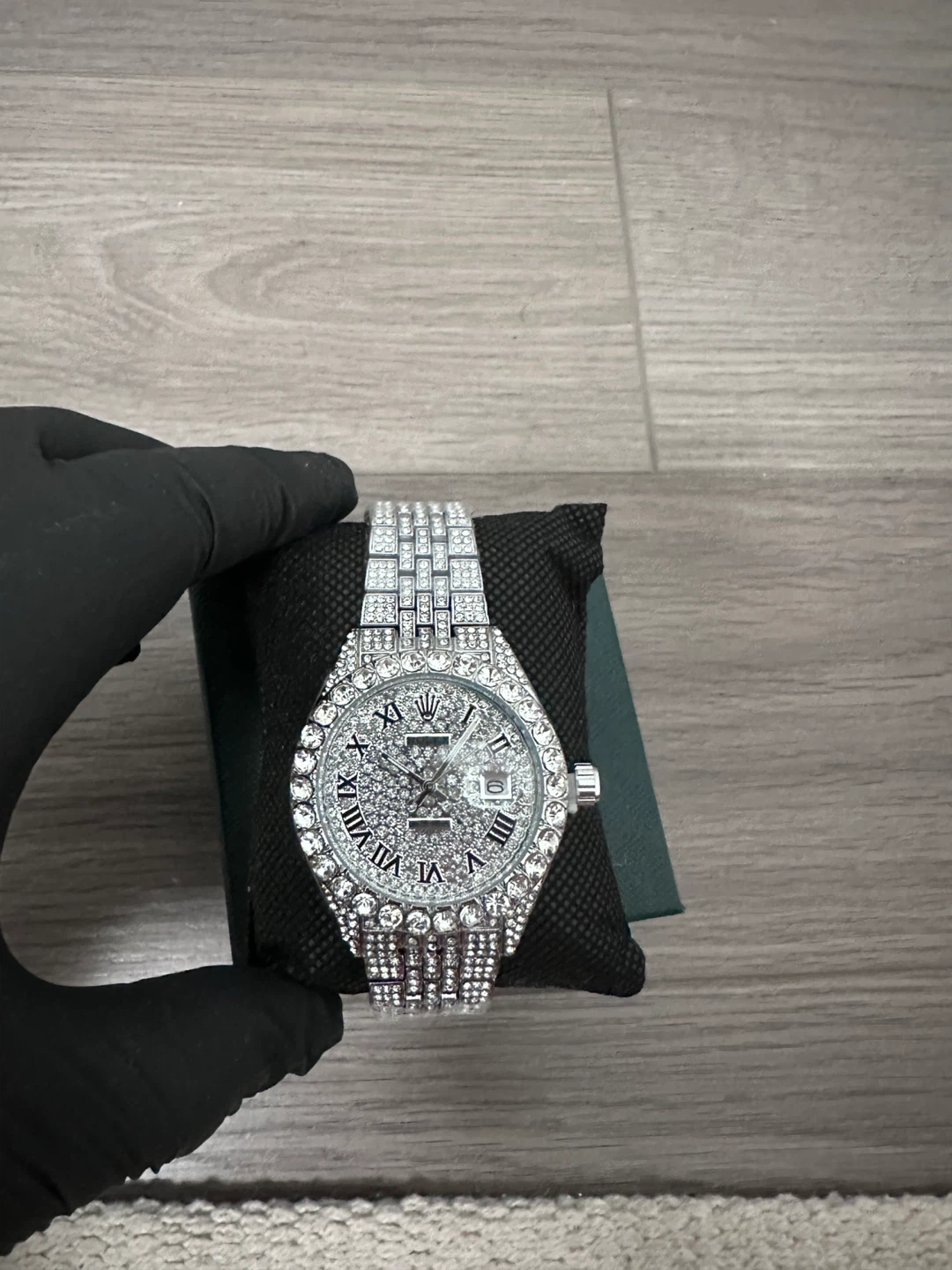Watch - photo 4