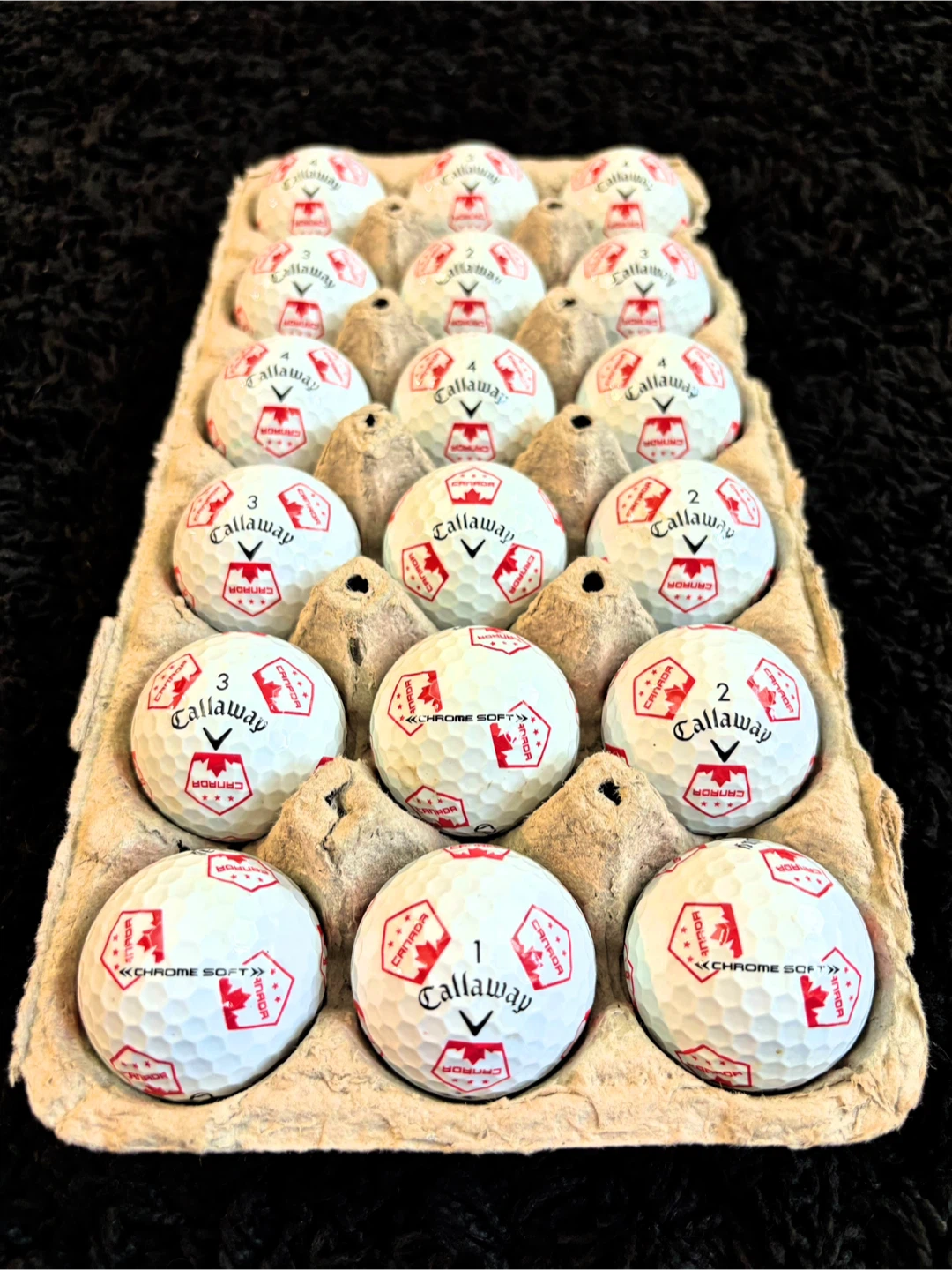 18 Callaway Canada Truvis Chrome Soft Golf Balls