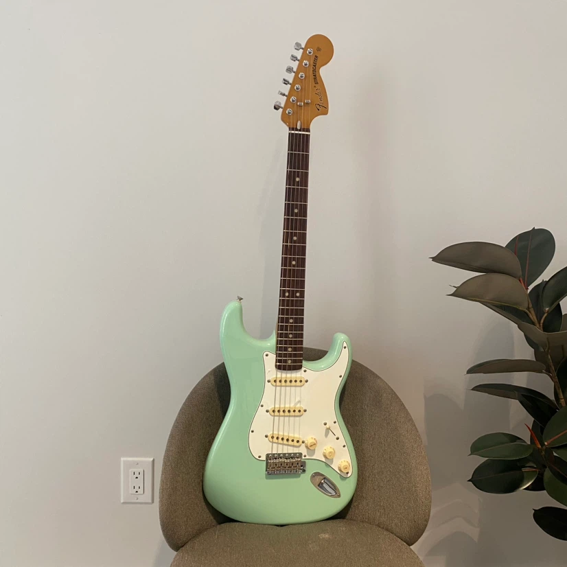 Fender Vintera II 70’s Stratocaster Electric Guitar Surf Green