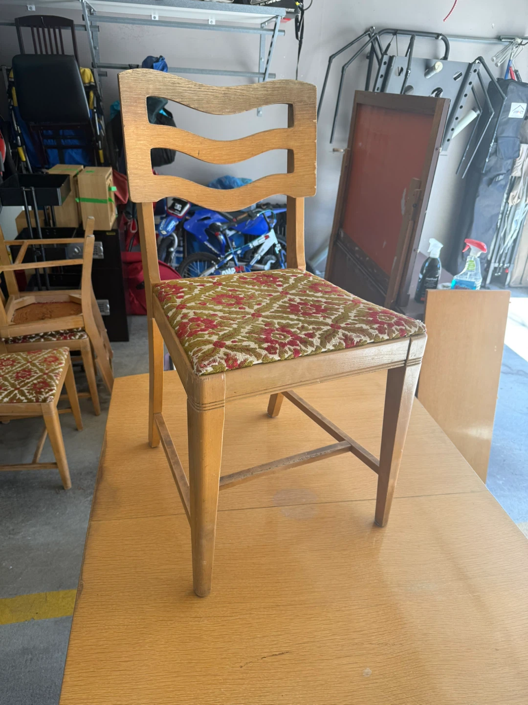 Light Oak Dining Table with Upholstered Chairs - photo 5