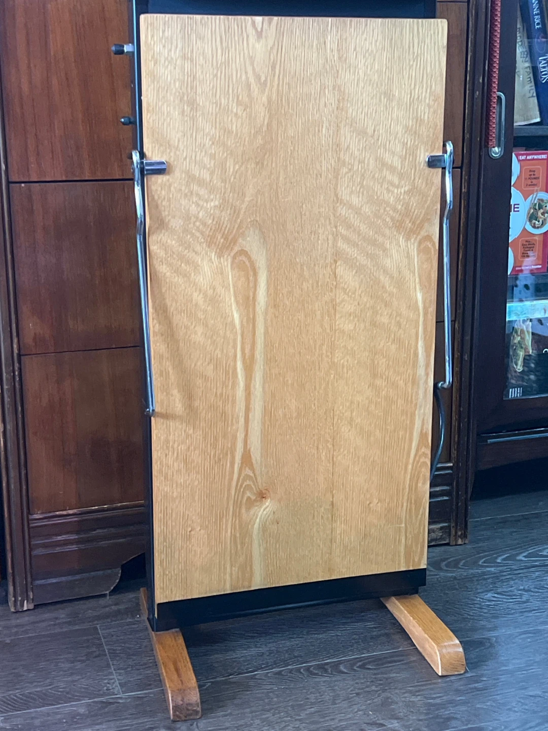 Vintage Electric Pants Press Valet – Model 8402