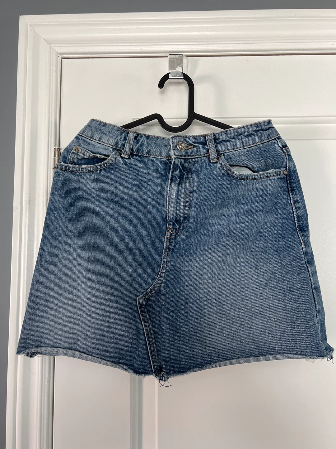 ZARA Denim Skirt - Size XS fits M 27