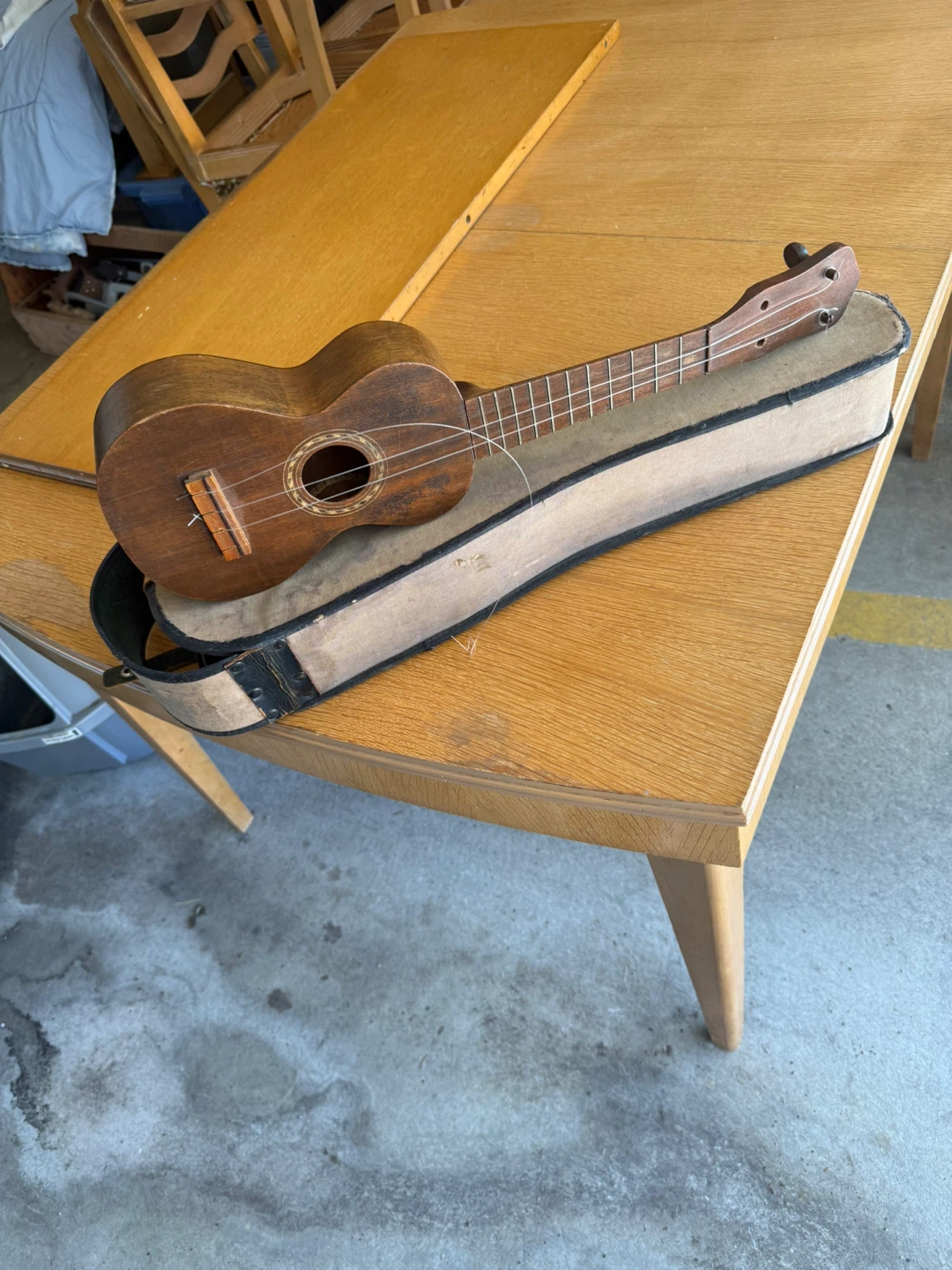 Antique Wooden Ukulele with Case - photo 2