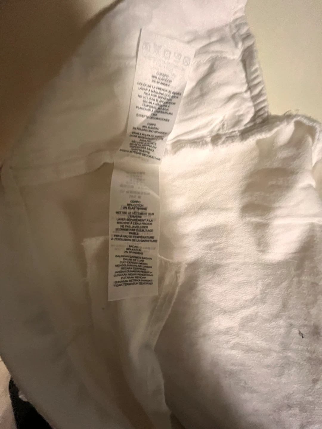 NEW AX Armani Exchange White Shorts - photo 3