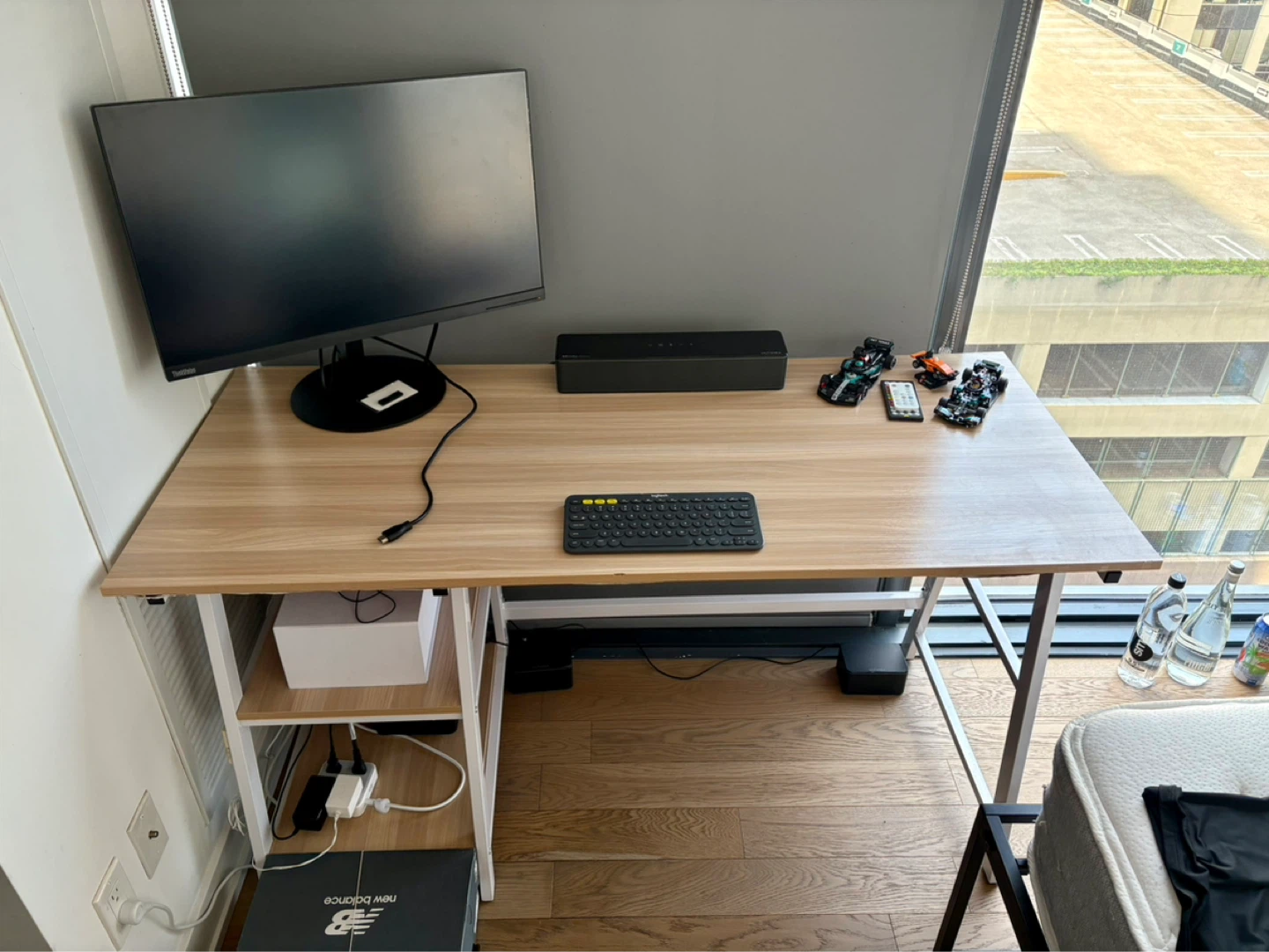 Desk with Shelves - photo 2
