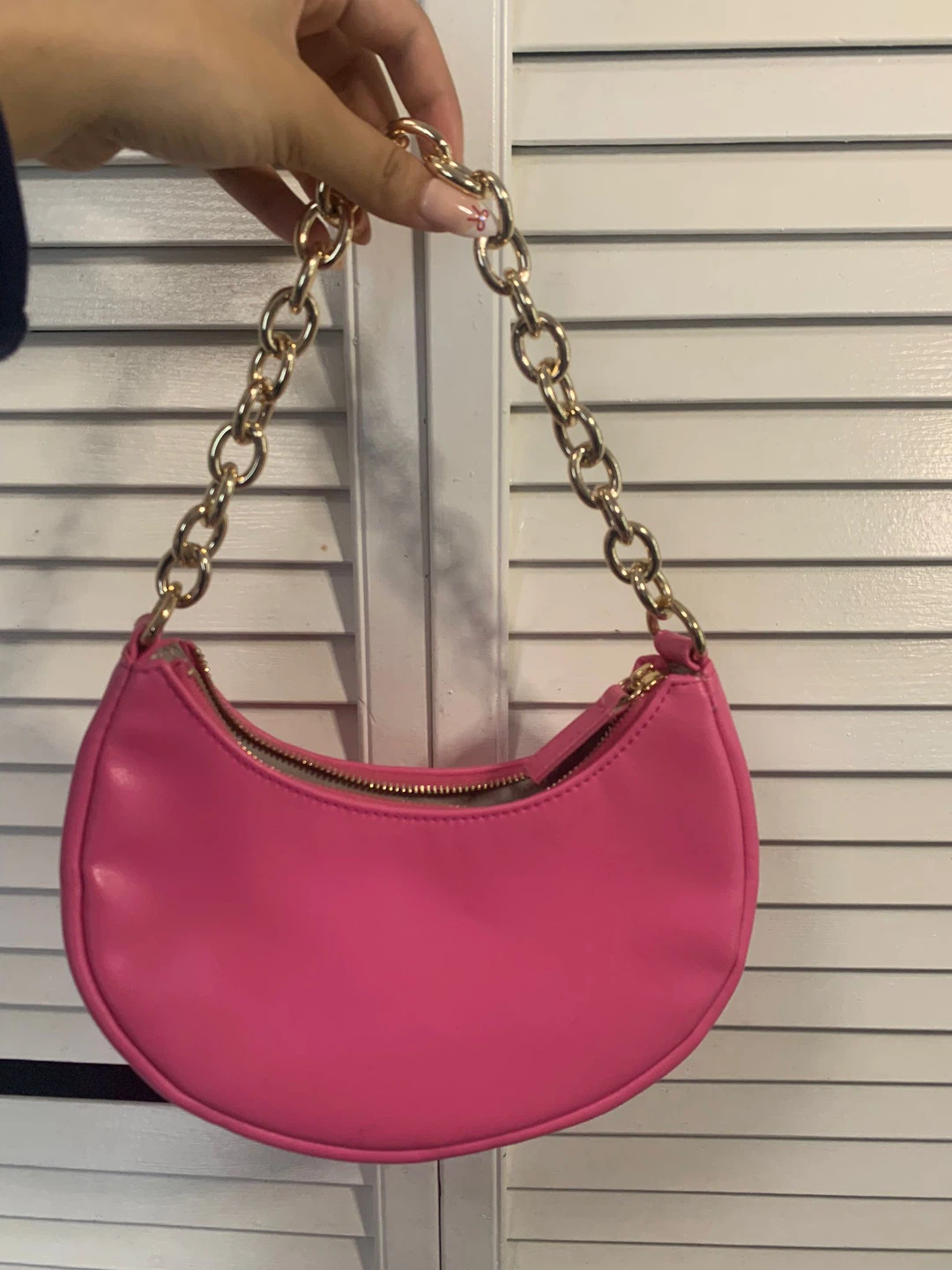 H&M Pink Shoulder Bag with Gold Chain (Retails for $199)