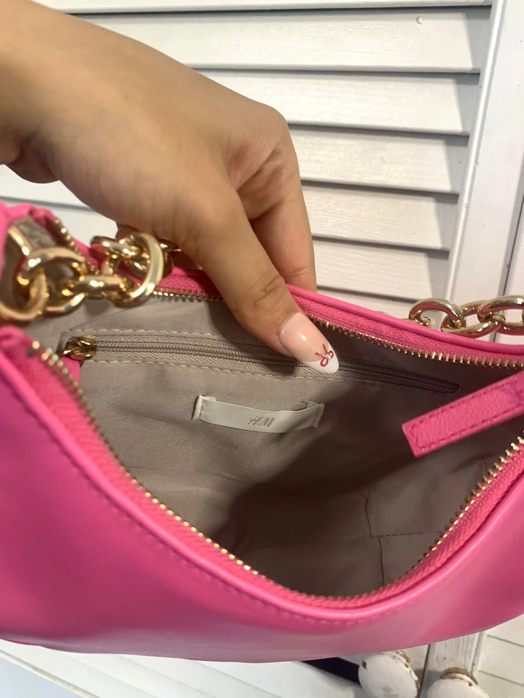 H&M Pink Shoulder Bag with Gold Chain (Retails for $199) - photo 2