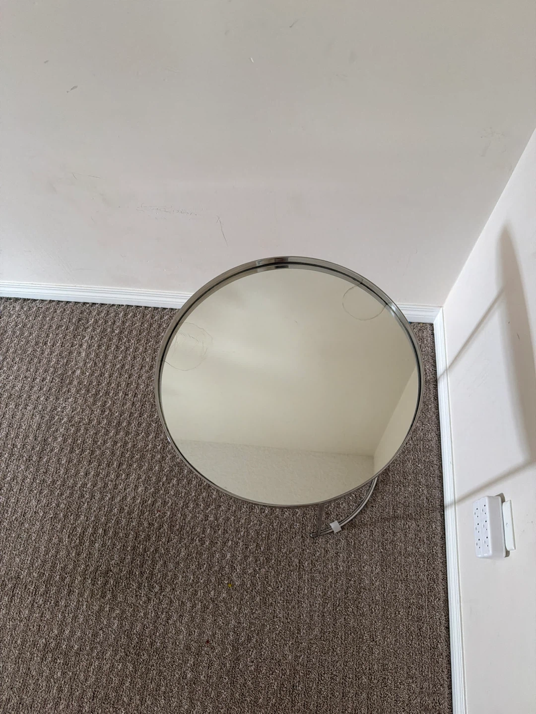 Mirrored Round Side Table - photo 2