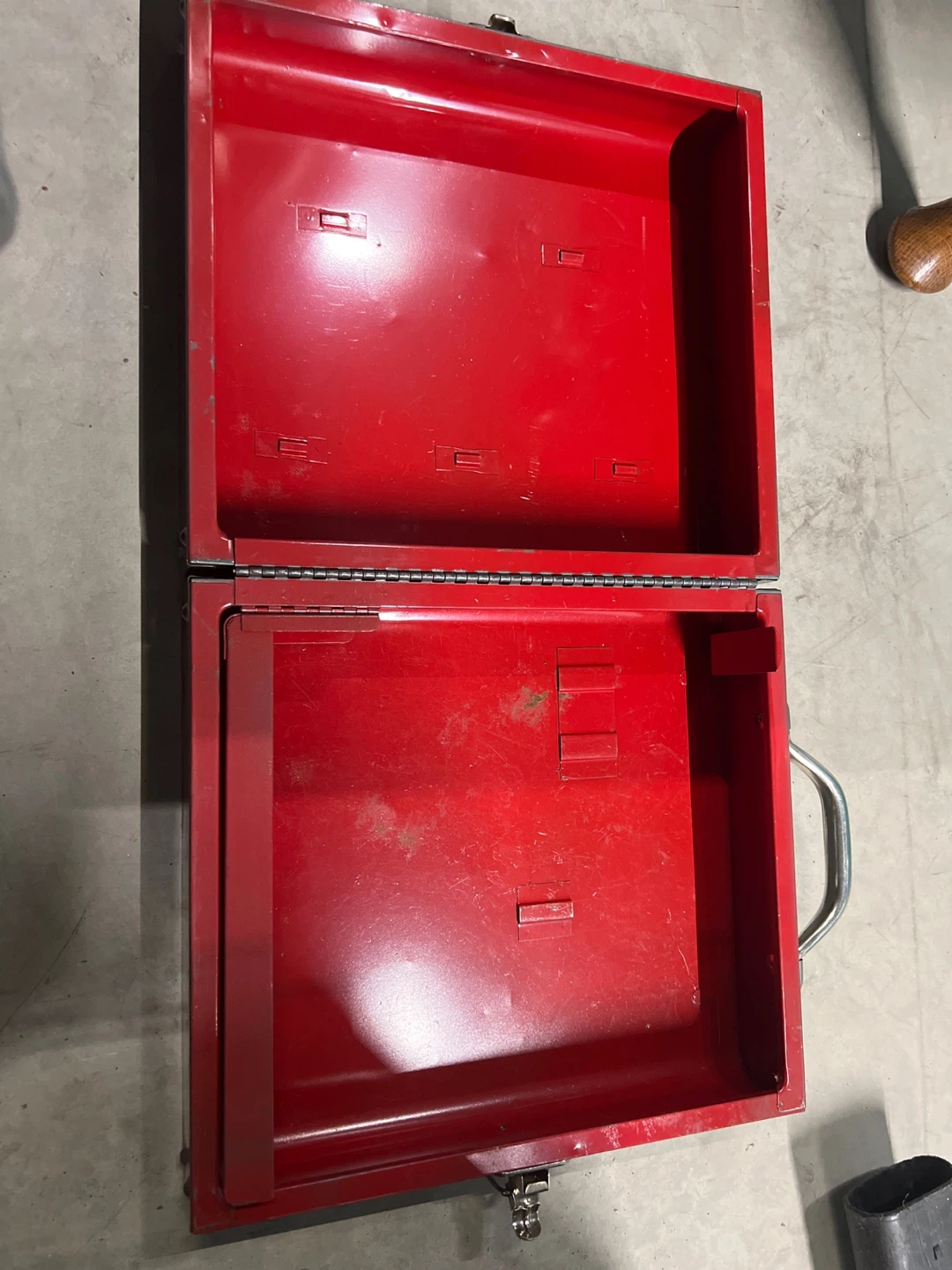 1950’s Vintage Craftsman Metal Stand-Up Case - photo 2