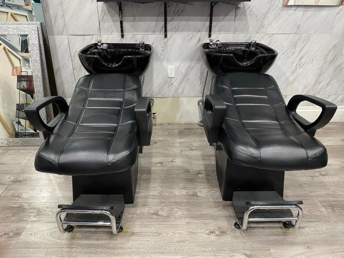 Black Shampoo Chair and Sink 🚨Business Closing🚨