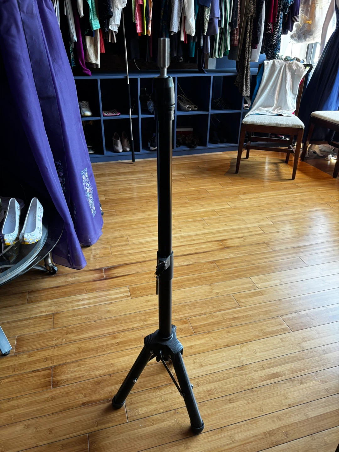 Black Adjustable Tripod Stand for wig rag