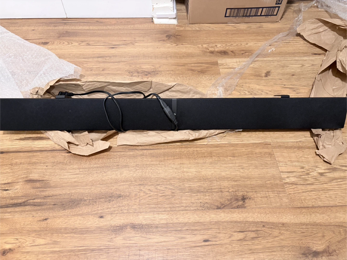 CRESTRON CSS-SPK-10B Soundbar - photo 2