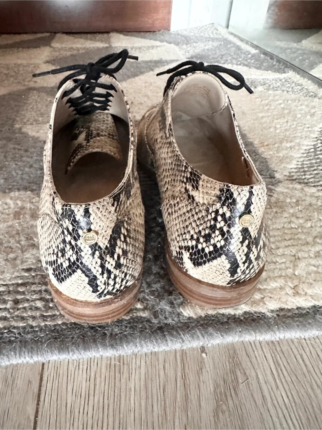 Cole Haan Snakeskin Embossed Leather Oxford Flats - photo 4