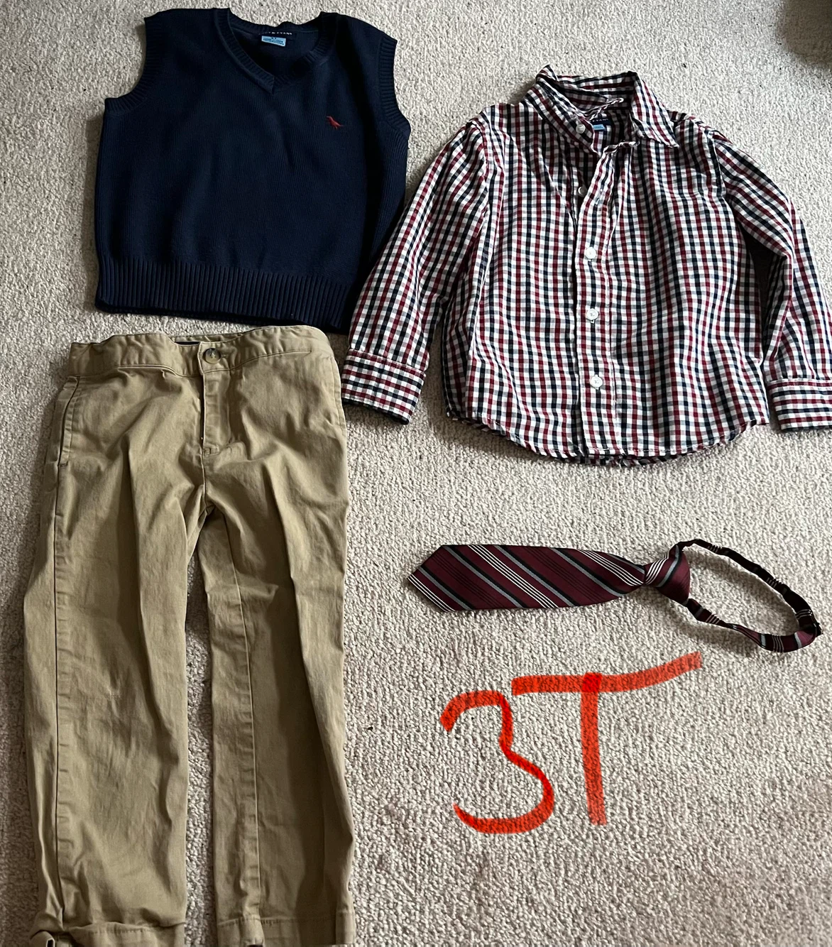 Boys' Outfit Set - Vest, Shirt, Pants & Tie - Size 3T
