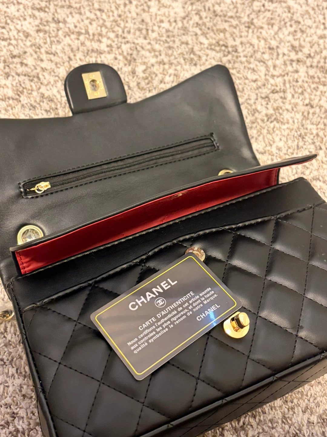 Chanel Black Quilted Leather Flap Bag - photo 3
