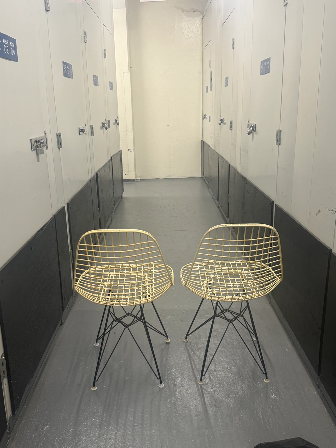 Set of 2 Eames Eiffel Wire Eiffel Tower Chairs - photo 2