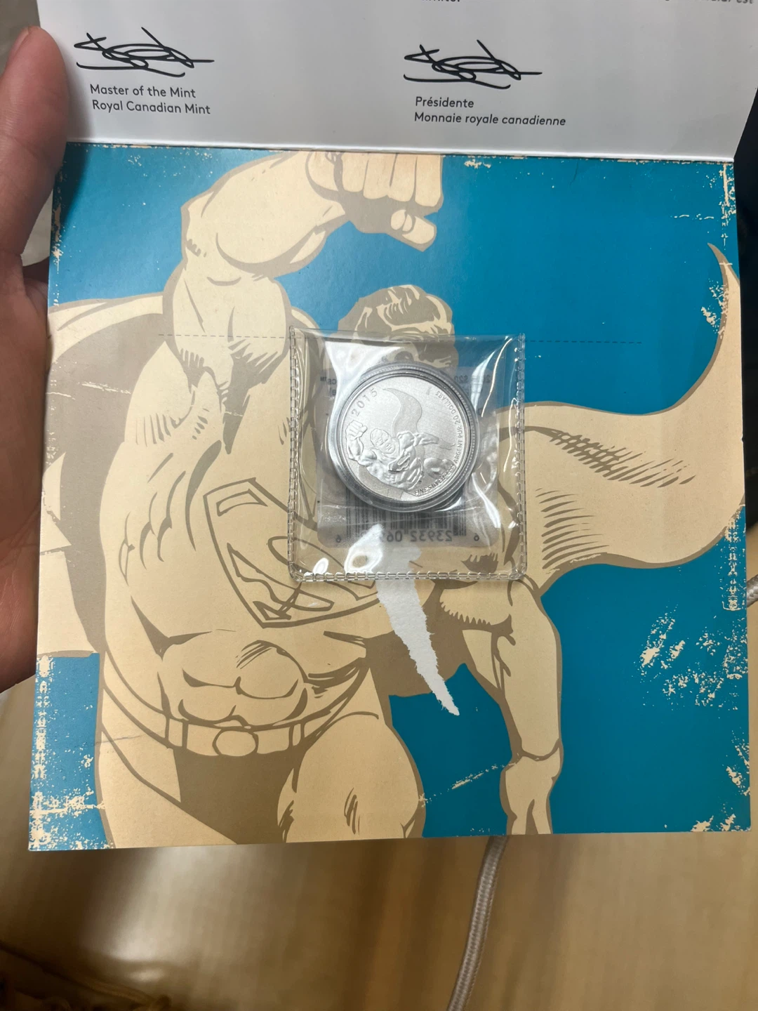 2015 Royal Canadian Mint Superman Fine Silver Coin - photo 2