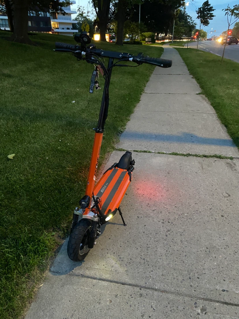 Emove Cruiser e scooter