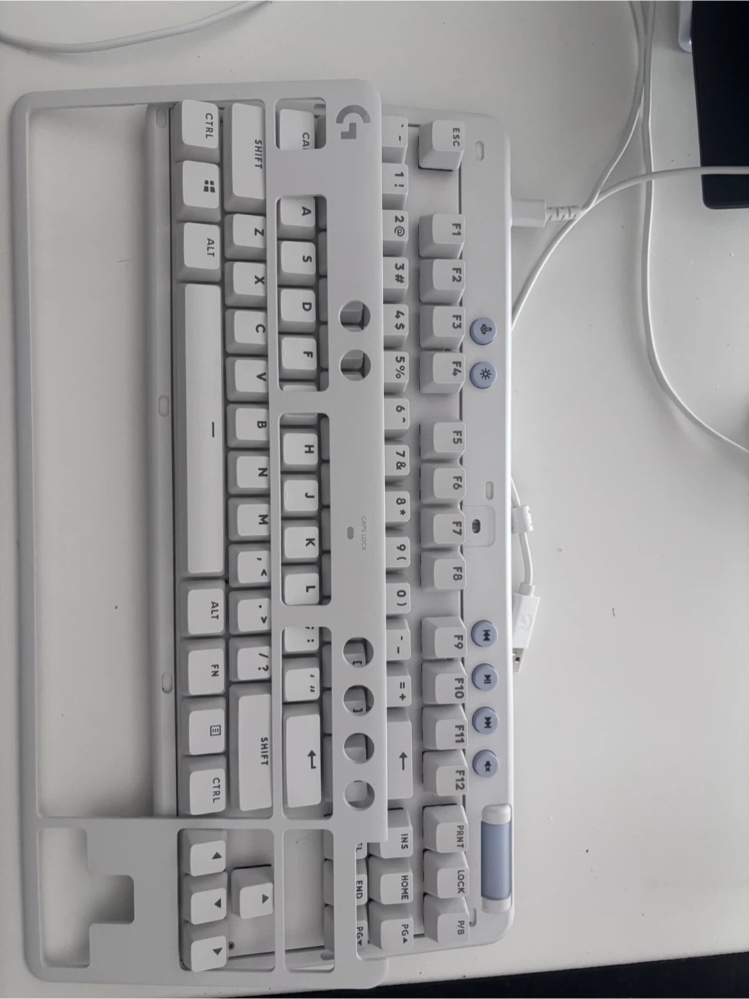 Logitech G713 TKL Keys Wired Mechanical Keyboard - White - photo 4