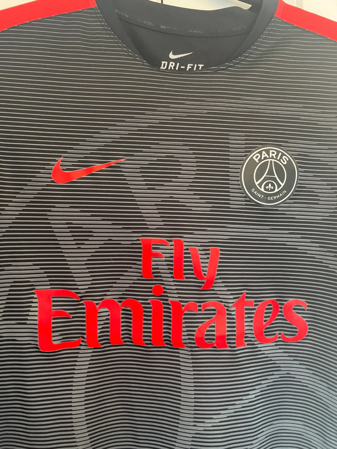 Nike Paris Saint-Germain 2015-16 Squad training shirt - photo 2