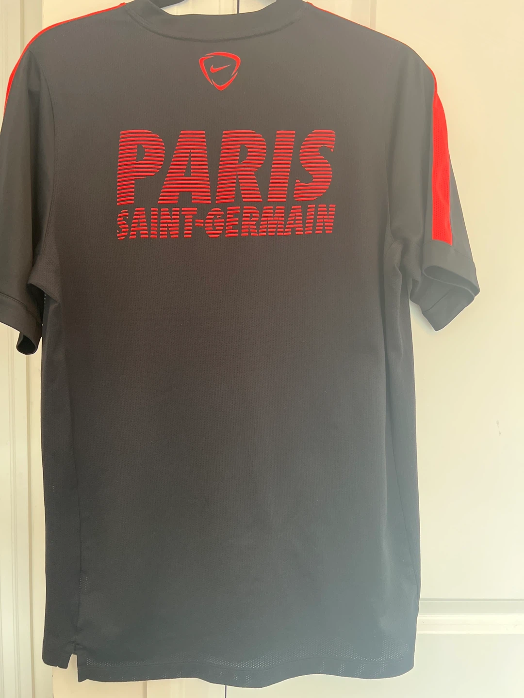 Nike Paris Saint-Germain 2015-16 Squad training shirt - photo 3