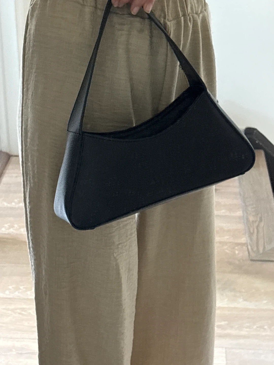 Black Shoulder Bag - photo 4