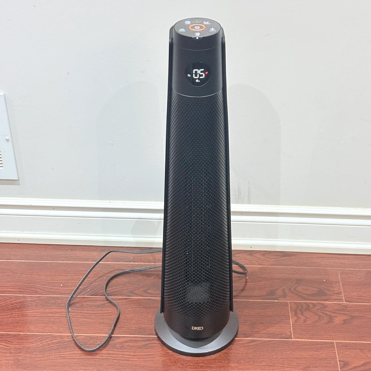 Dreo Solaris Tower Heater - photo 3