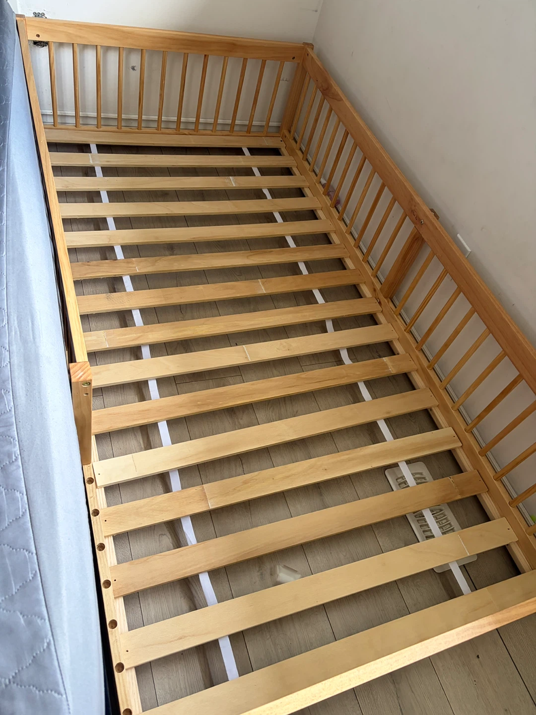 Wooden Daybed Frame