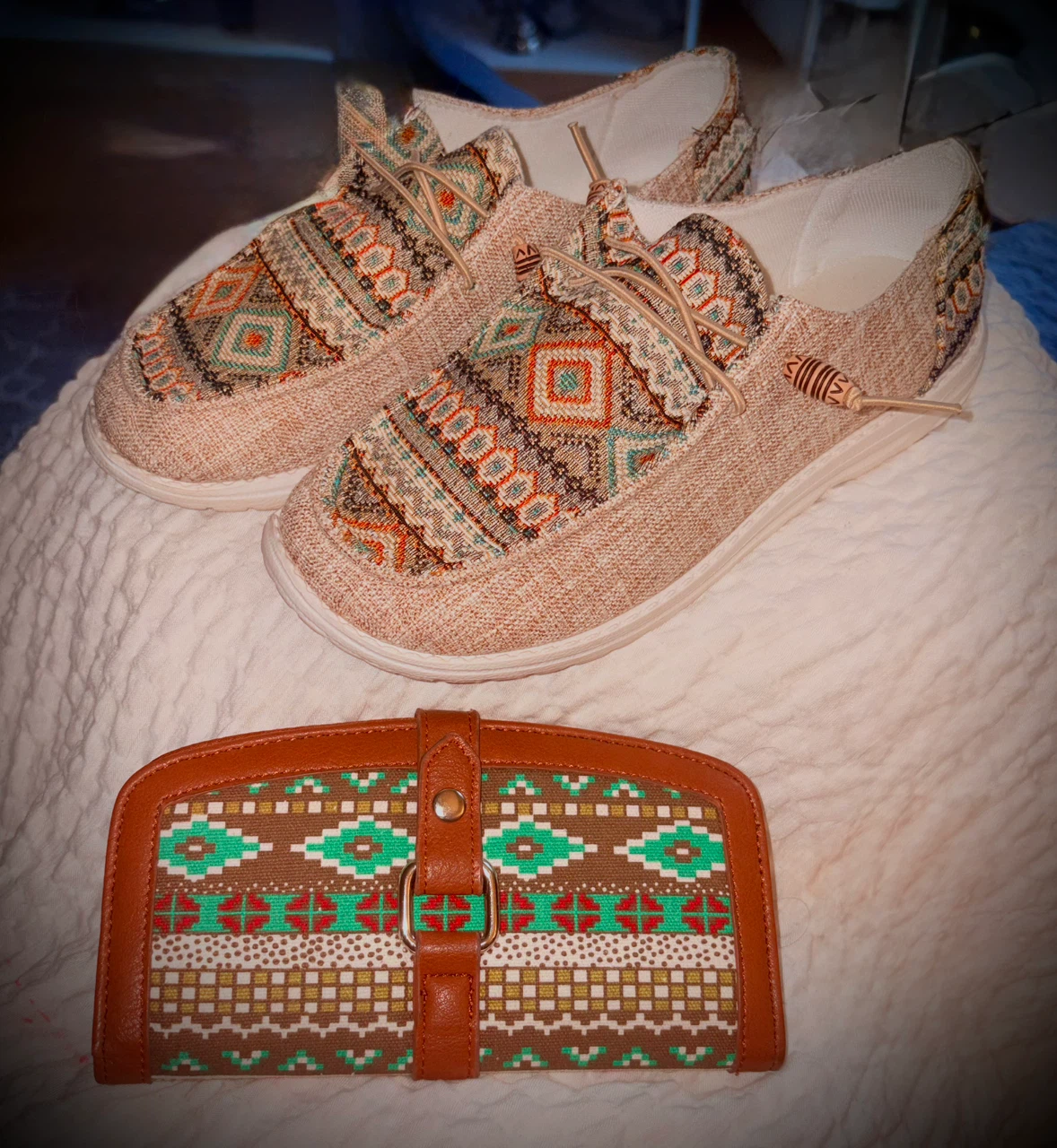 Perfect for STAMPEDE! All roper western style package for $80 - photo 5