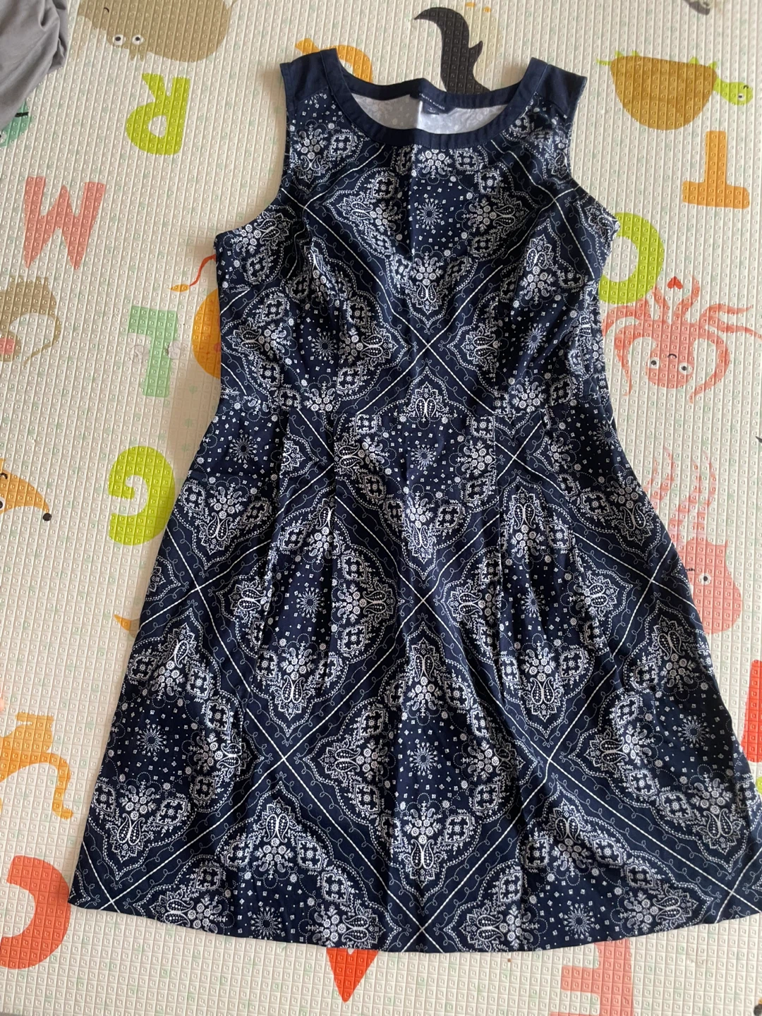 Tommy Hilfiger Navy Paisley Dress Size 8