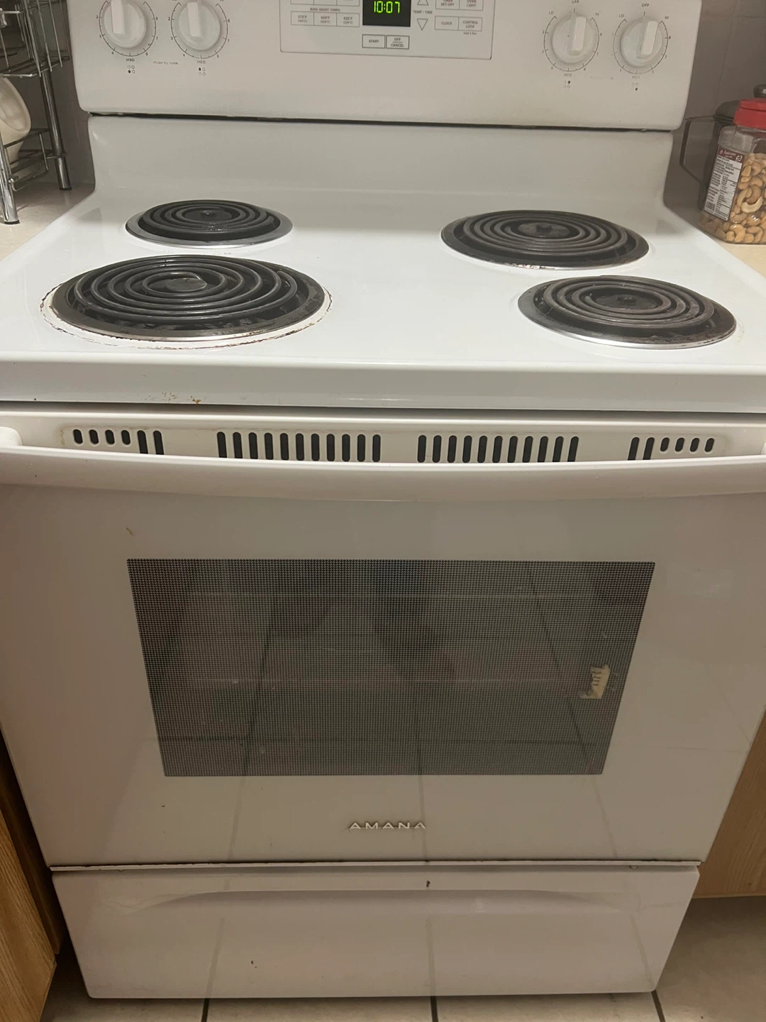 White Amana Electric Stove with Coil Burners