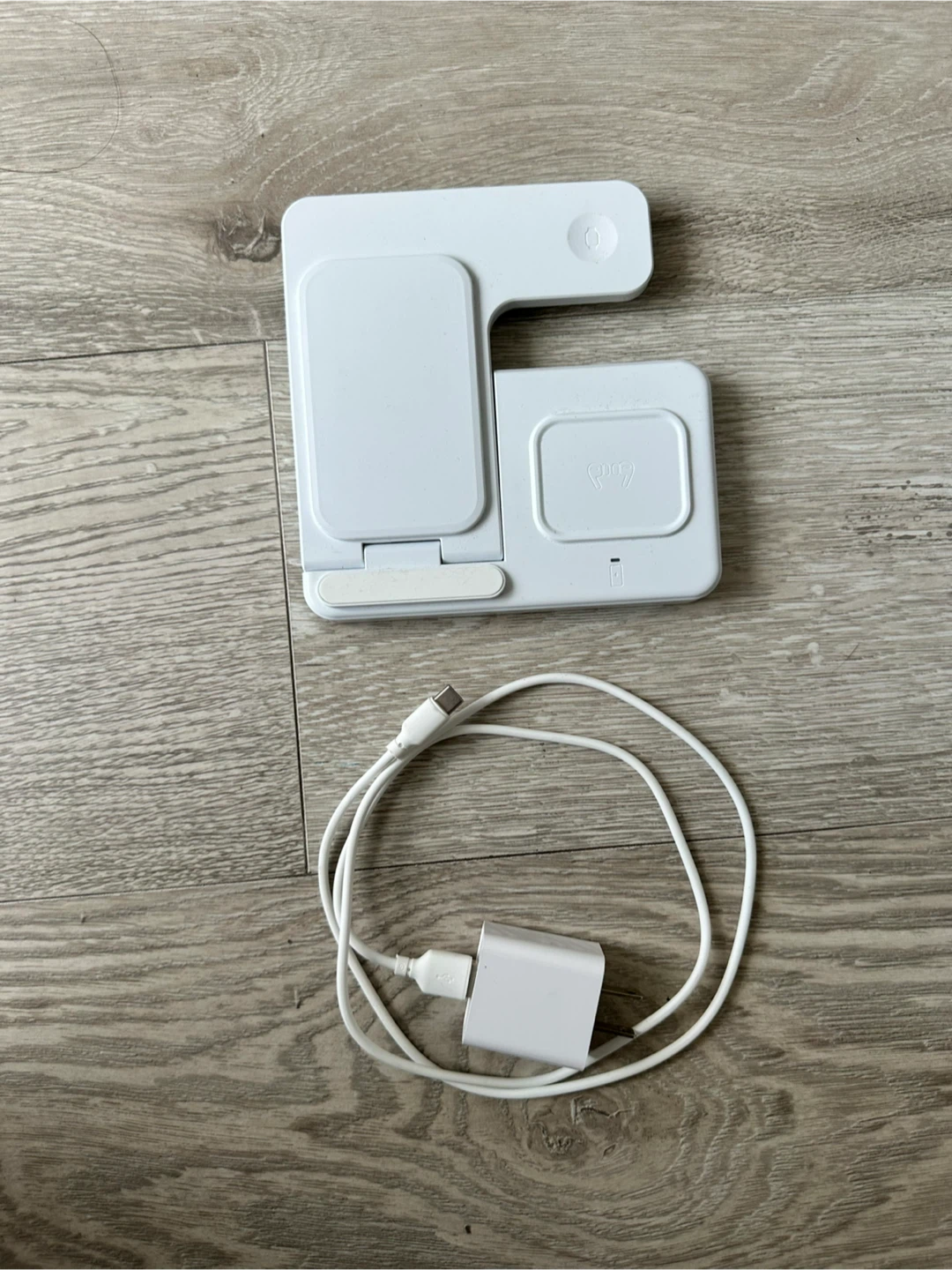 3-in-1 Wireless Charging Stand for Apple products