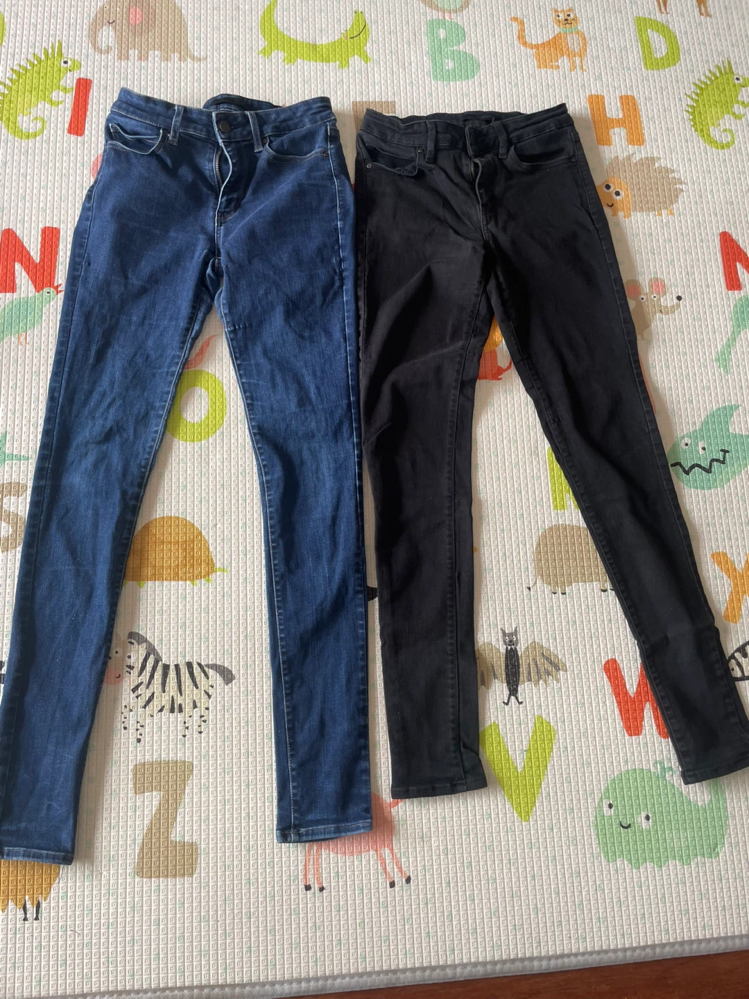 UNIQLO Women's Jeans - Blue & Black