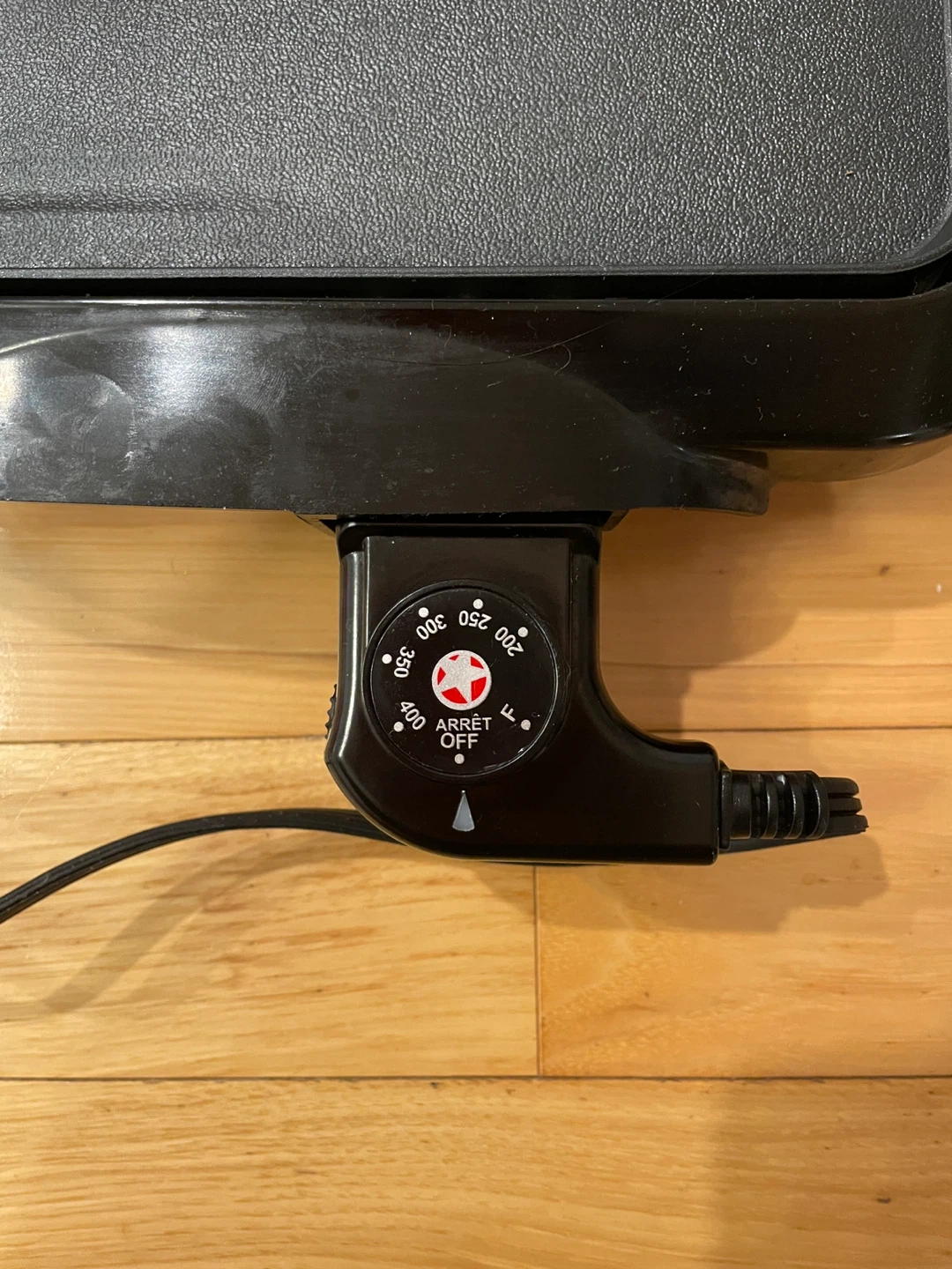 Starfrit Electric Griddle with Adjustable Temperature Control - photo 2