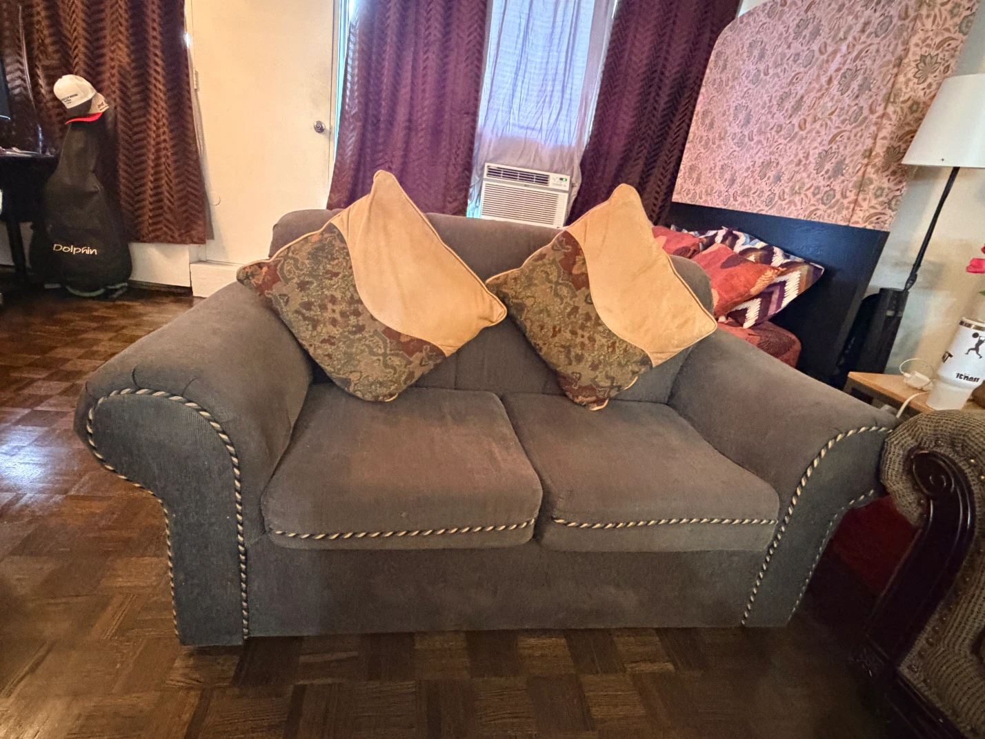 MOVE OUT SALE!! Comfortable 5–6 Seater Sofa Set for Sale