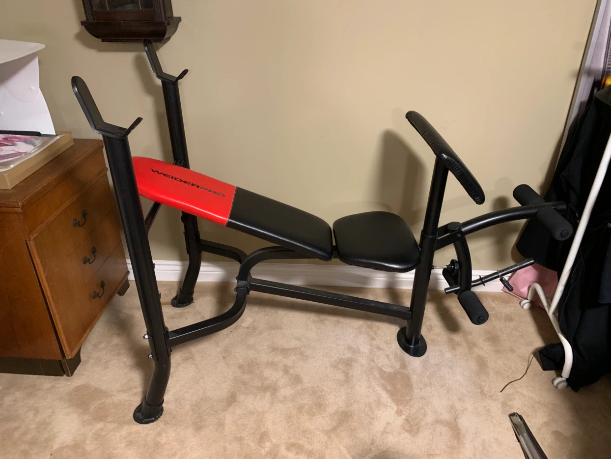 Weiderpro Weight Bench w/4 10lb and 1 35lb Weight