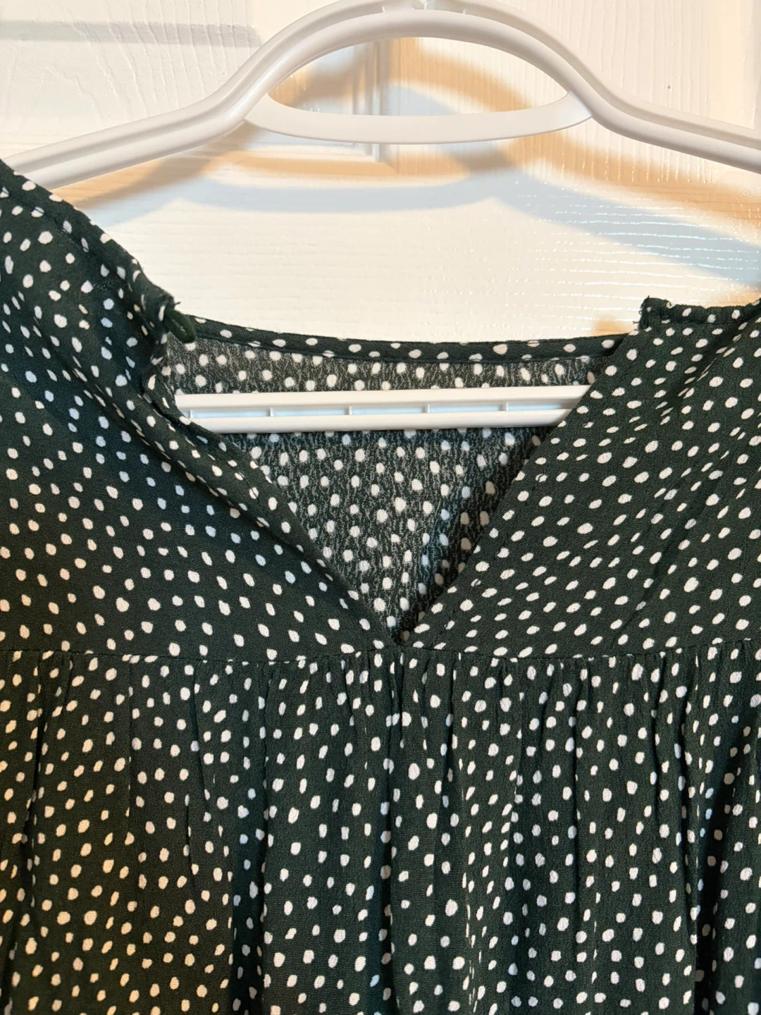 H&M Polka Dot Blouse - Size CA 10 - photo 4