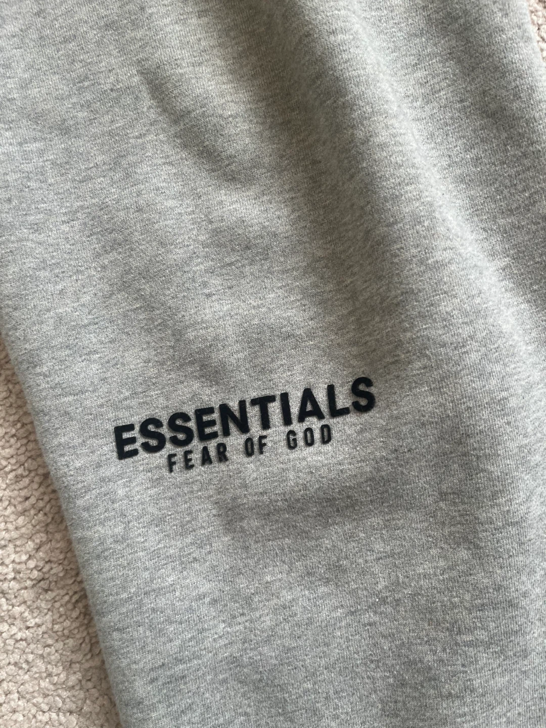 ESSENTIALS Fear of God Grey Sweatpants - photo 3