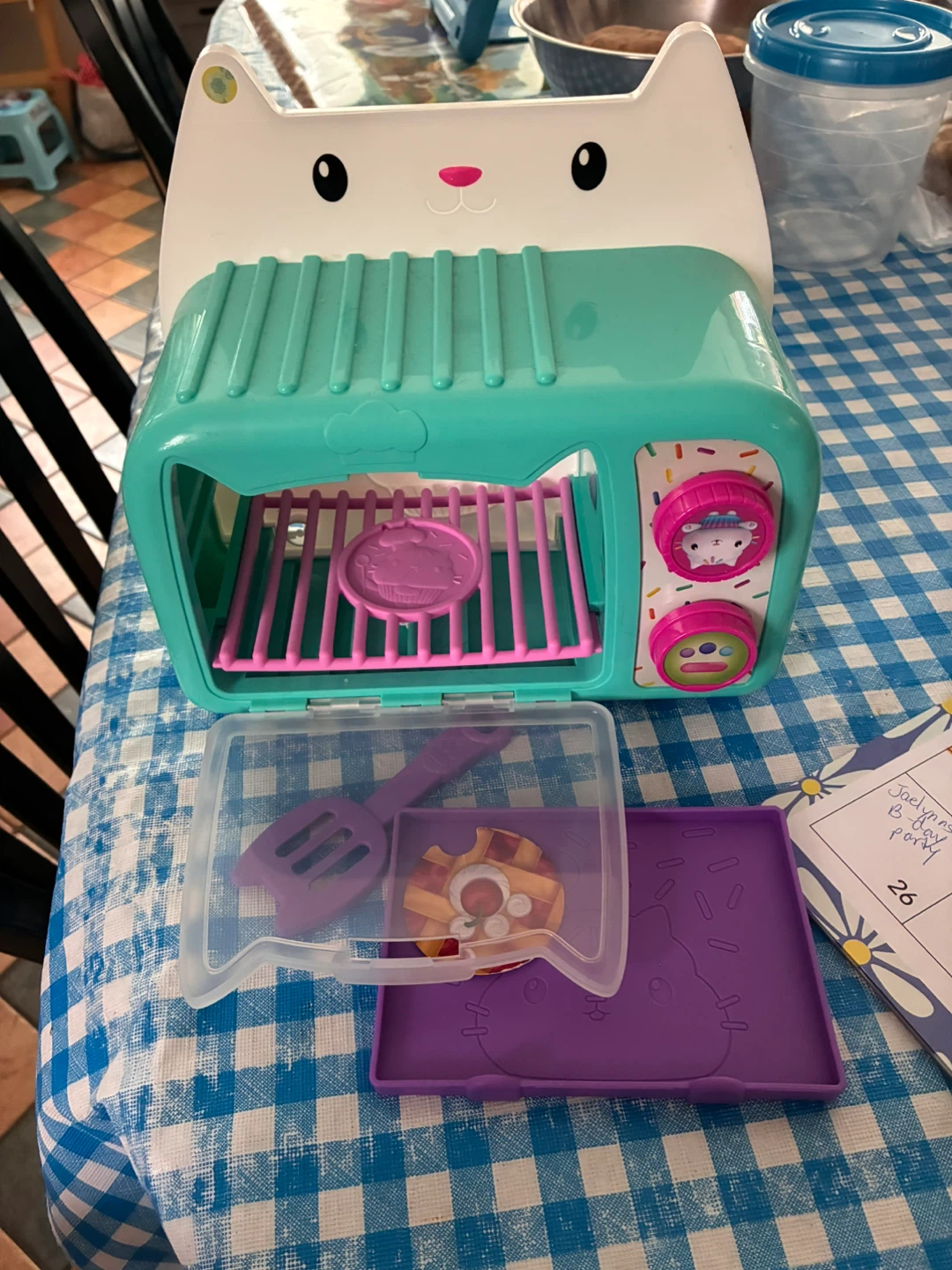 Gabbys dollhouse cakey oven - photo 3