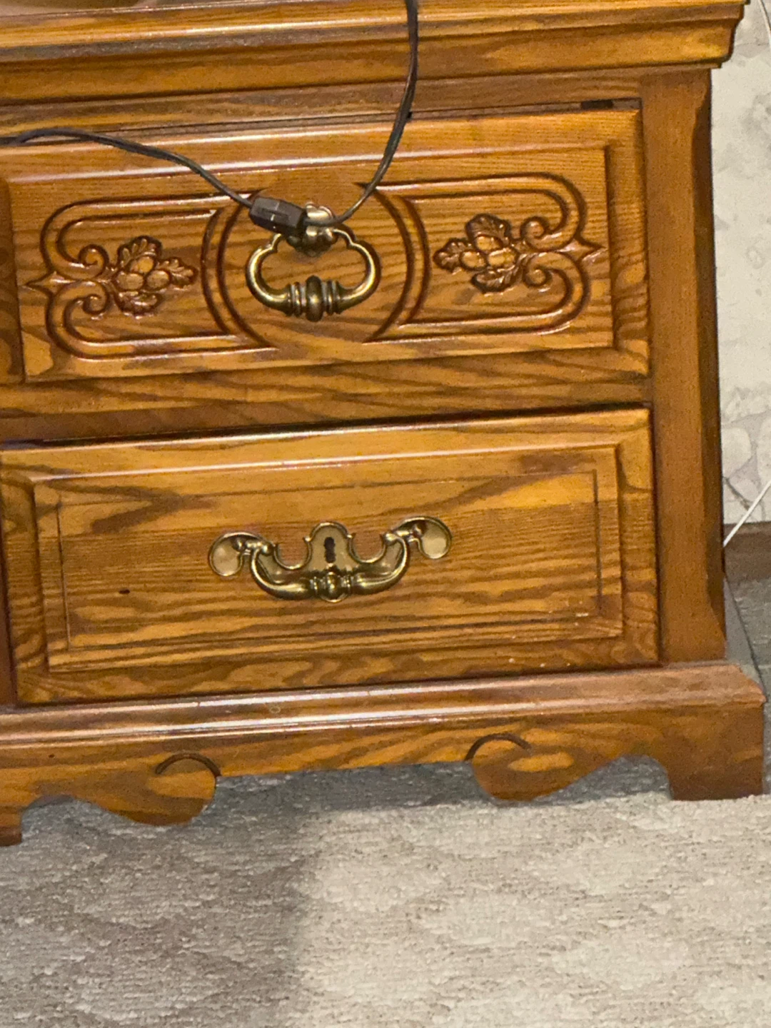 Oak Headboard and Dresser Set and 2 night tables - photo 5