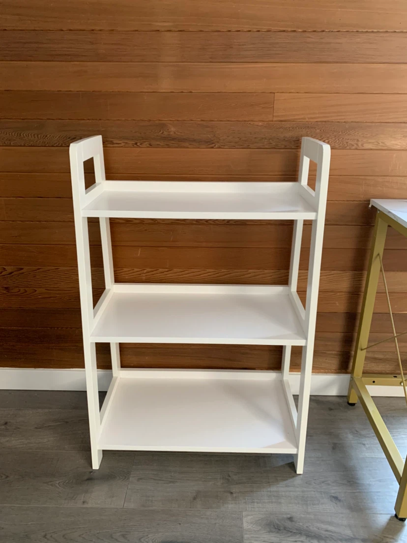(Must go)White 3-Tier Ladder Shelf - photo 3