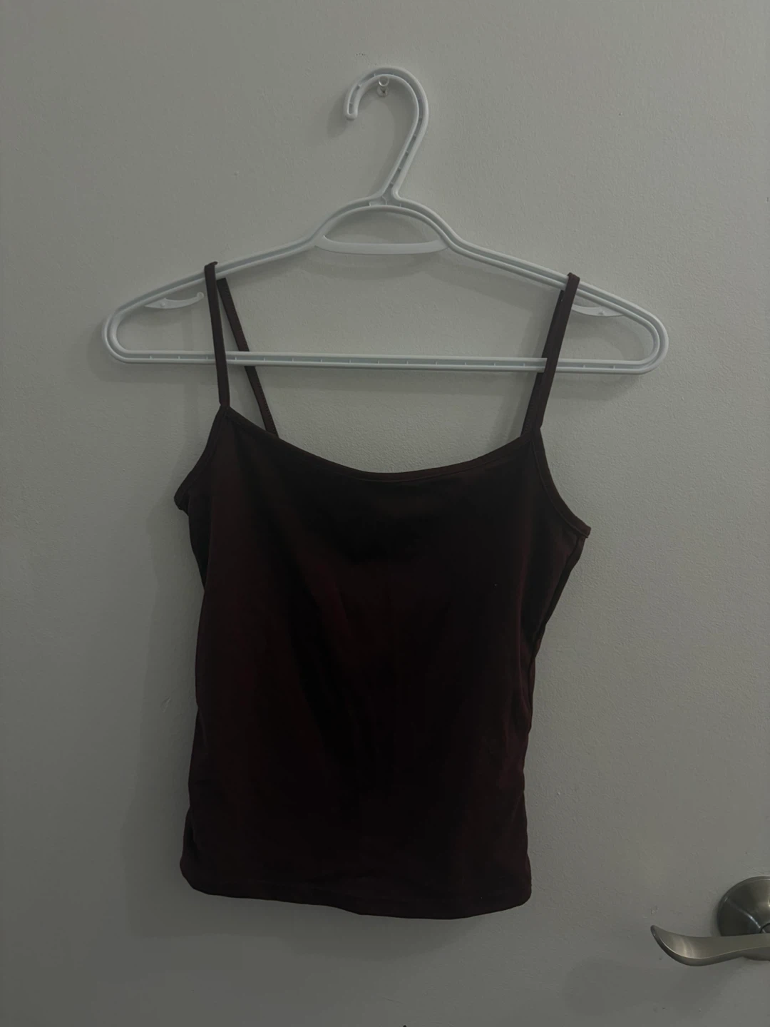 Garage scoop cami top maroon