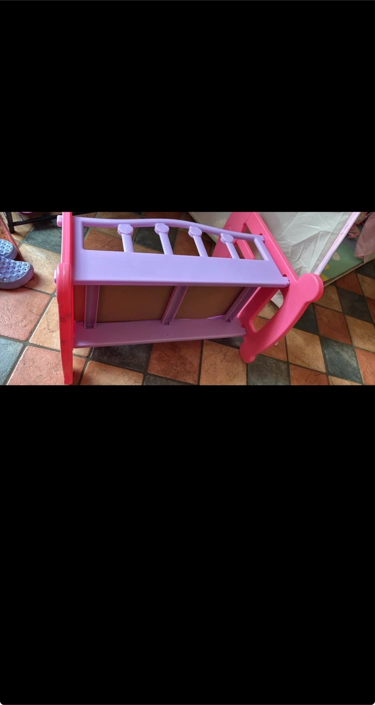 Doll crib/ bed. - photo 3