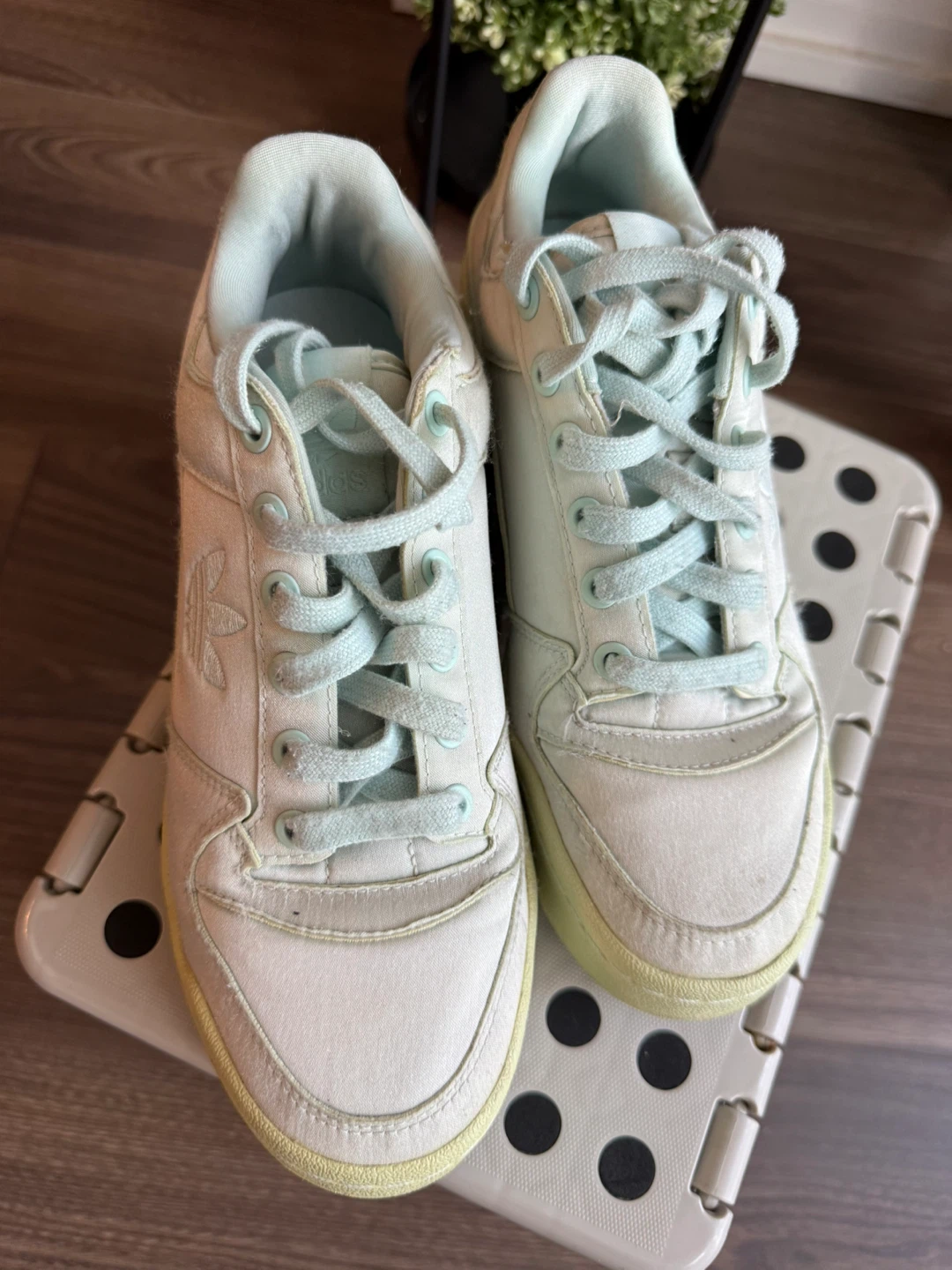 MOVE OUT SALE! Adidas Forum Low Platform Sneakers - photo 3