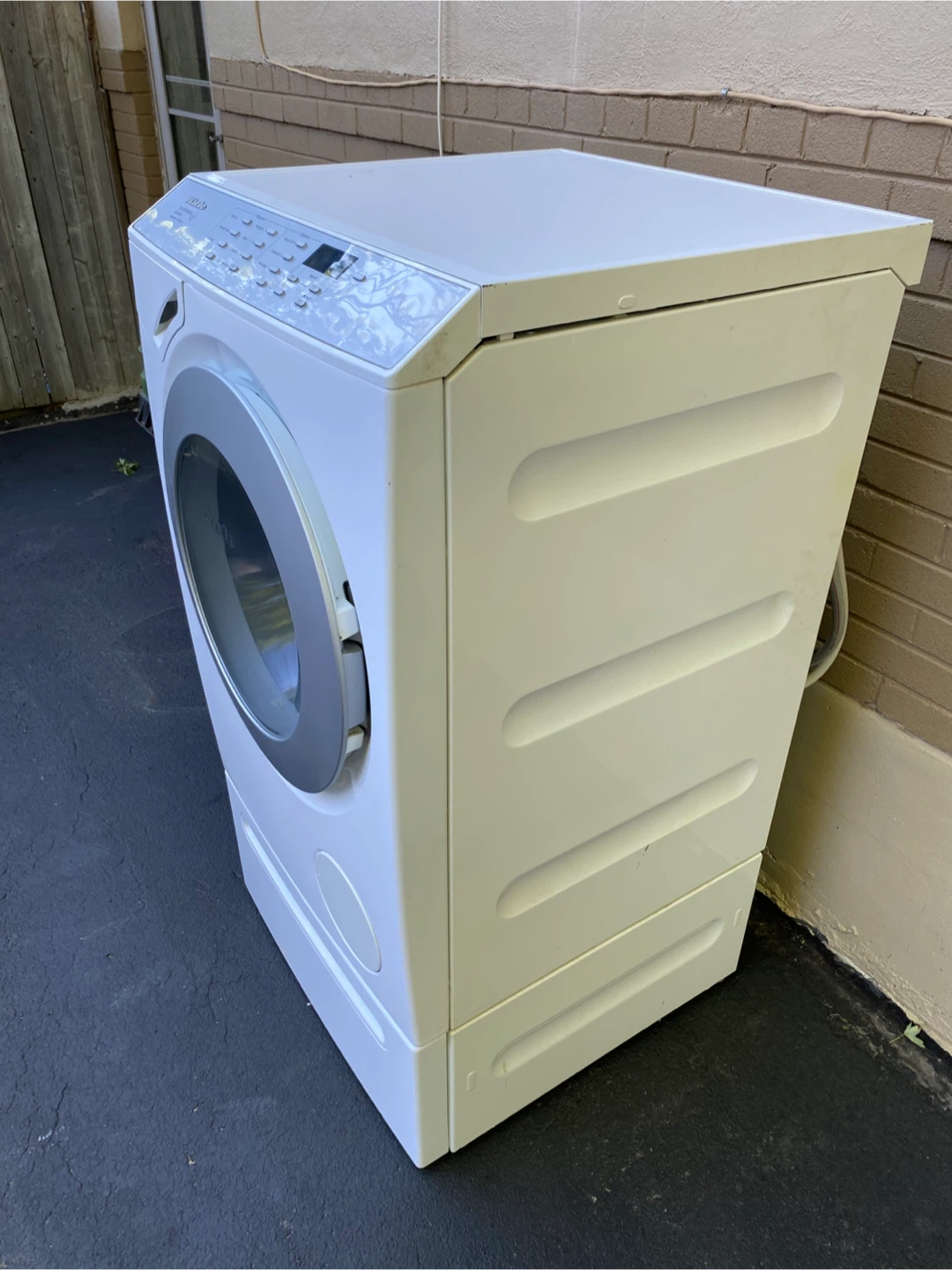 MIELE WASHING MACHINE W4840 - photo 4