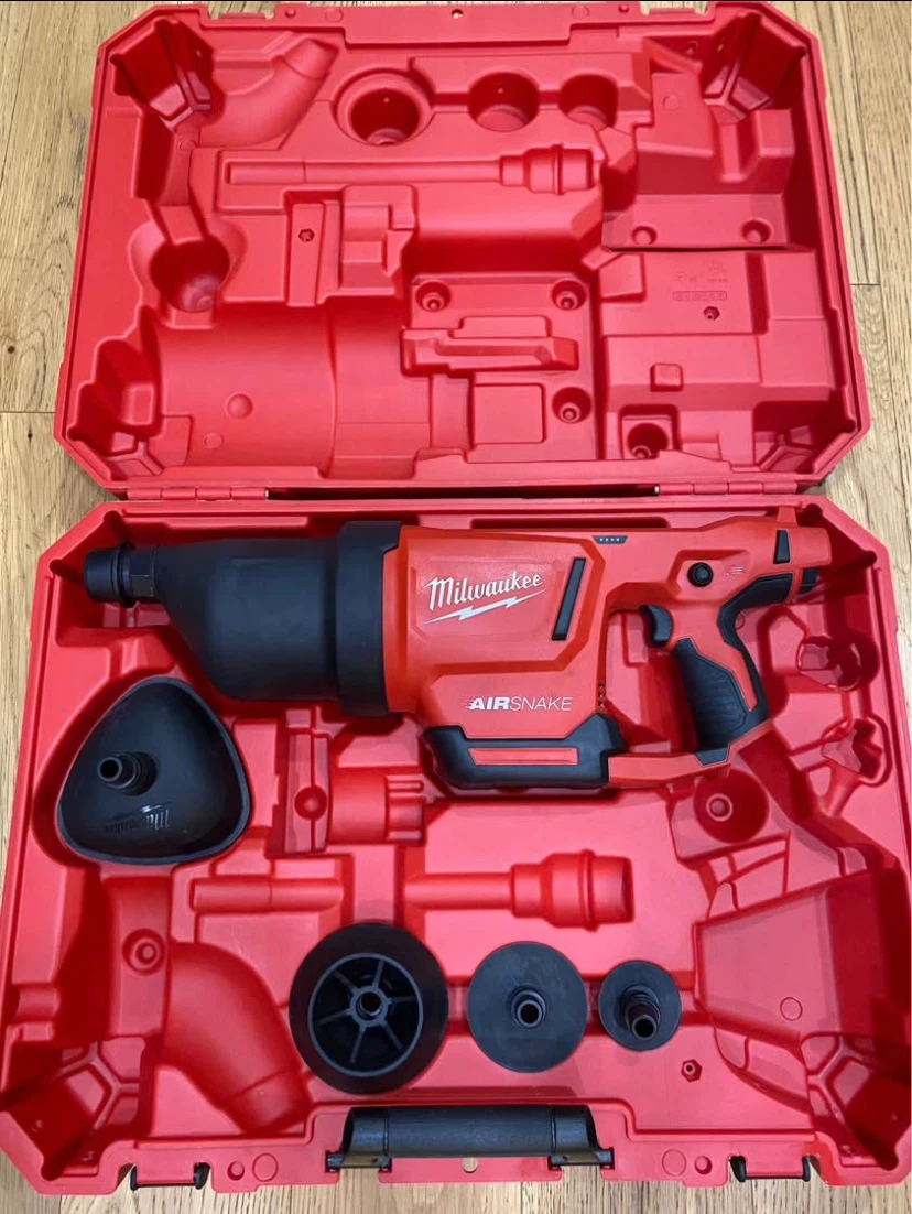 Milwaukee AIRSNAKE Drain Cleaning Tool Case with Tool