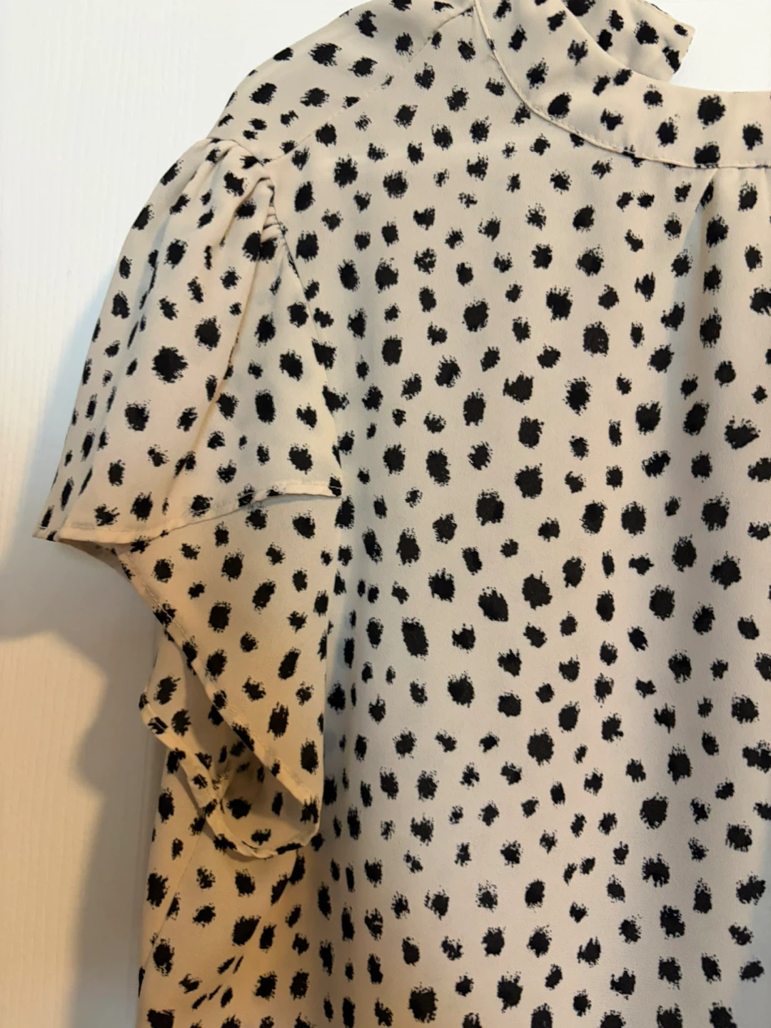 Forever 21 Dalmatian Print Blouse - photo 2