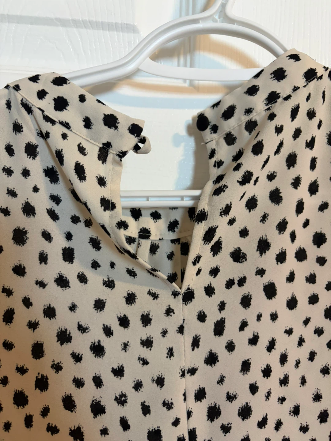 Forever 21 Dalmatian Print Blouse - photo 4