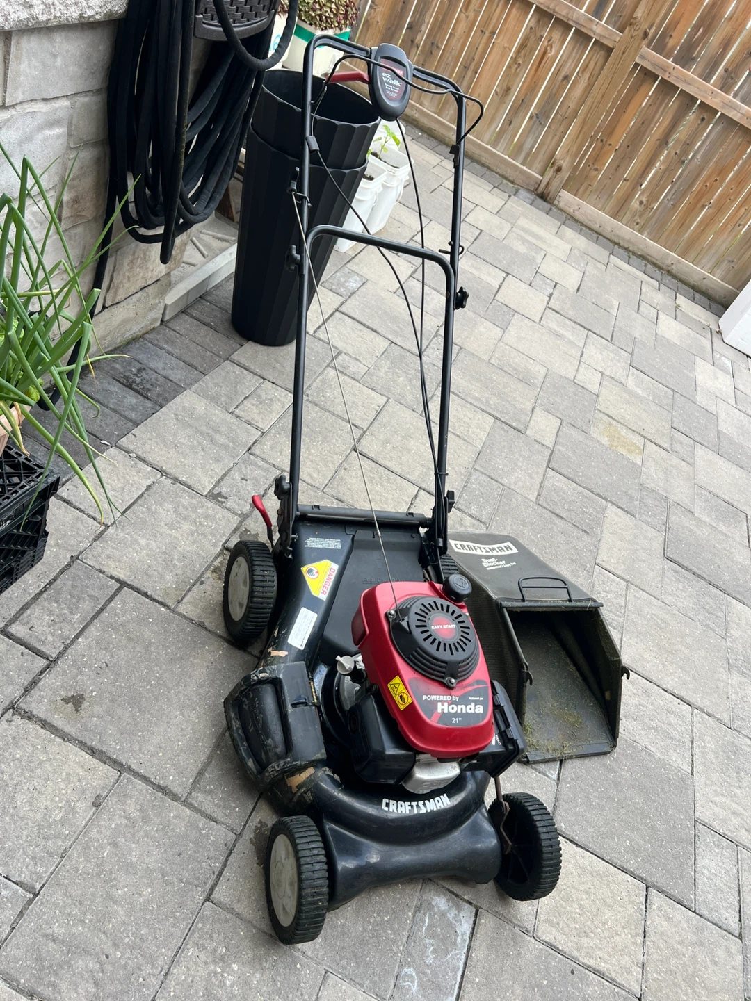 Craftsman 21” Self-Propelled Honda GCV160 Lawn Mower